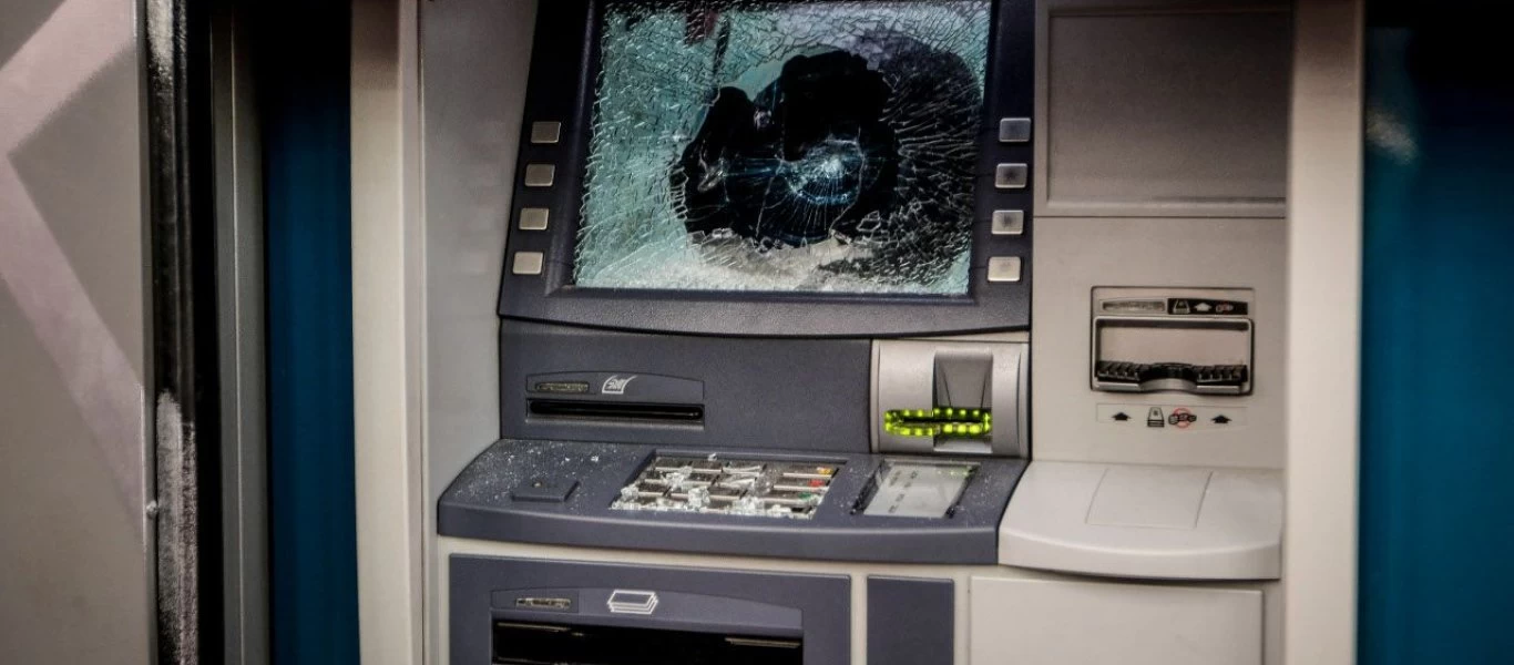 Ανατίναξαν ΑΤΜ στην Παλαιά Επίδαυρο Αργολίδας - Σε εξέλιξη οι έρευνες της ΕΛ.ΑΣ